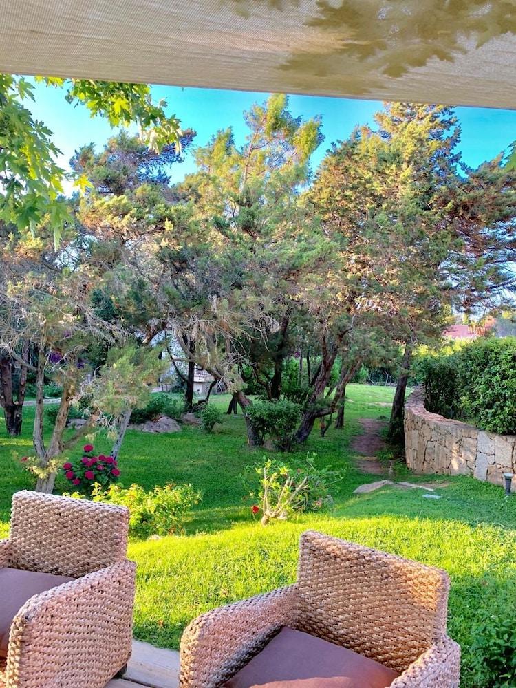 Green Park Hotel Capriccioli  Buitenkant foto